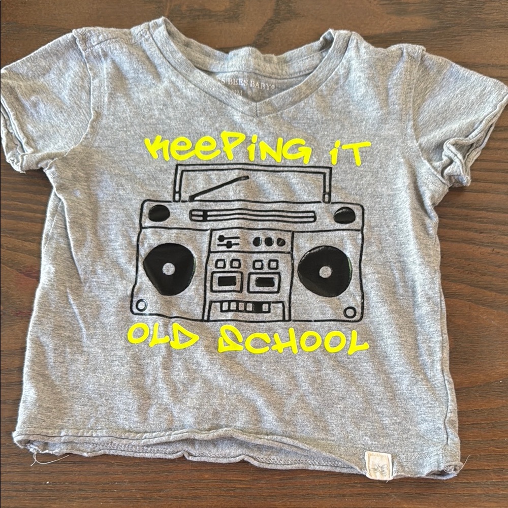 Burt's Bees Baby Gray and Black Short Sleeve Tee Retro Graphic